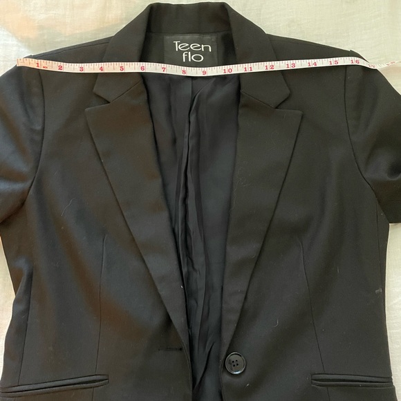 Teenflo Black Blazer - Size 6 - Picture 6 of 9